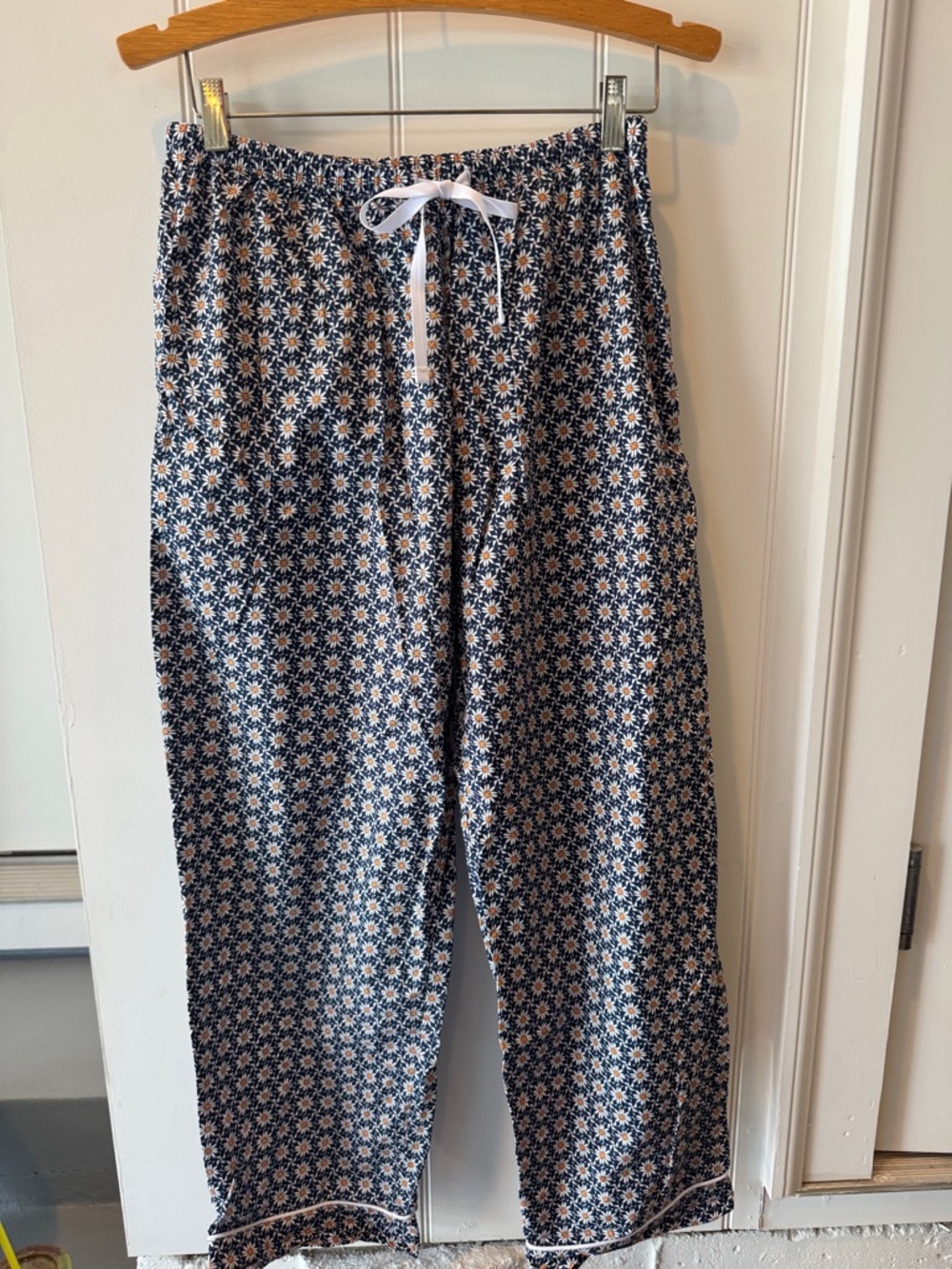 Women's Navy Floral Print Pajama Set with Contrast Piping - Picture 4 of 4